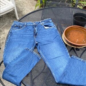 Zara Blue Straight Jeans Classic Denim Style